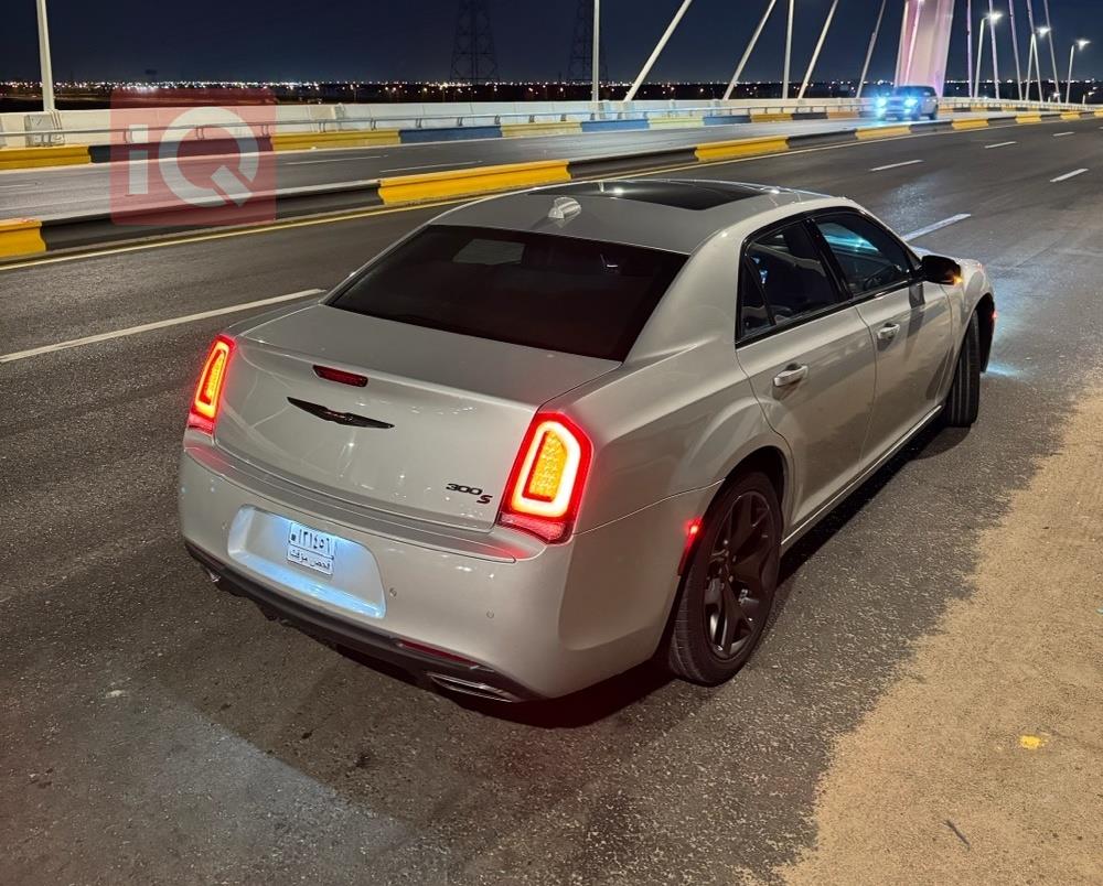 Chrysler 300